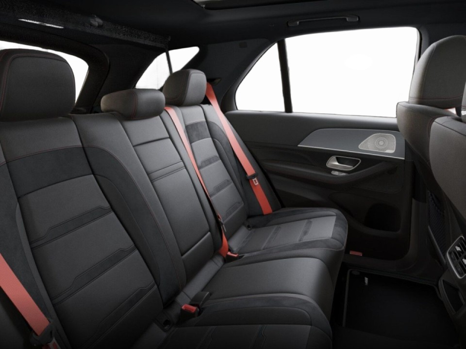 Mercedes-Benz GLE AMG 53 4MATIC+ - foto 16