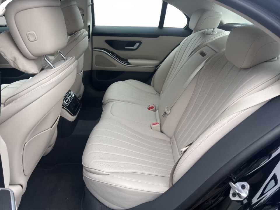 Mercedes-Benz S 400d - foto 9