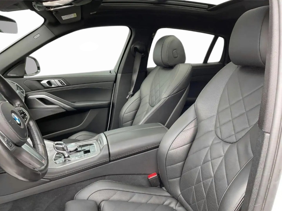 BMW X6 M50i - foto 6