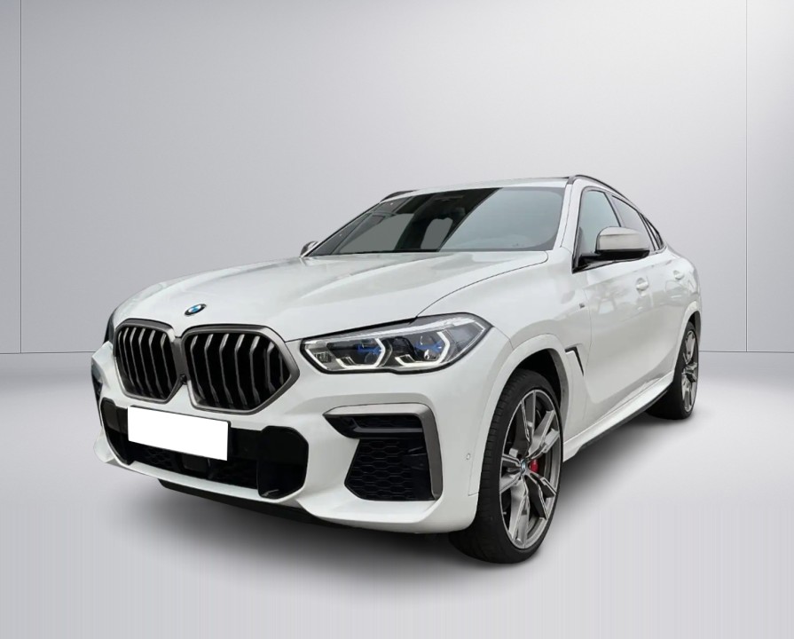 BMW X6 M50i (2)