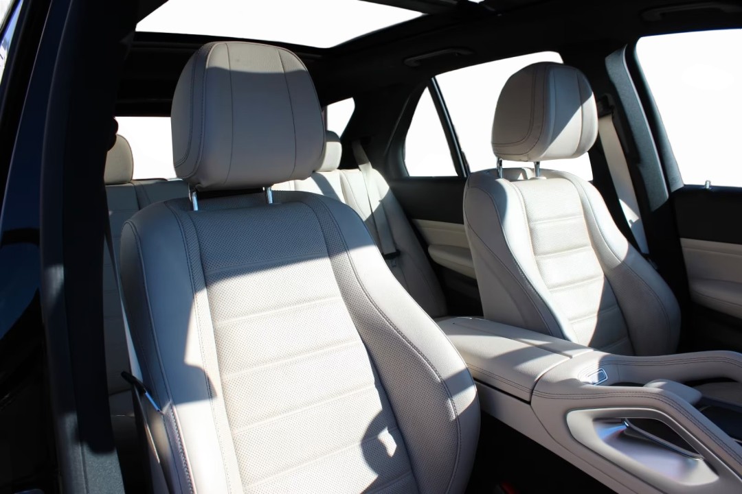 Mercedes-Benz GLE 400d 4MATIC AMG - foto 13