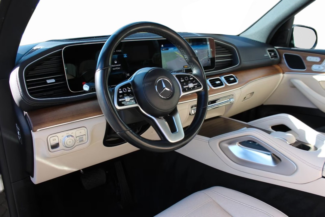 Mercedes-Benz GLE 400d 4MATIC AMG - foto 6