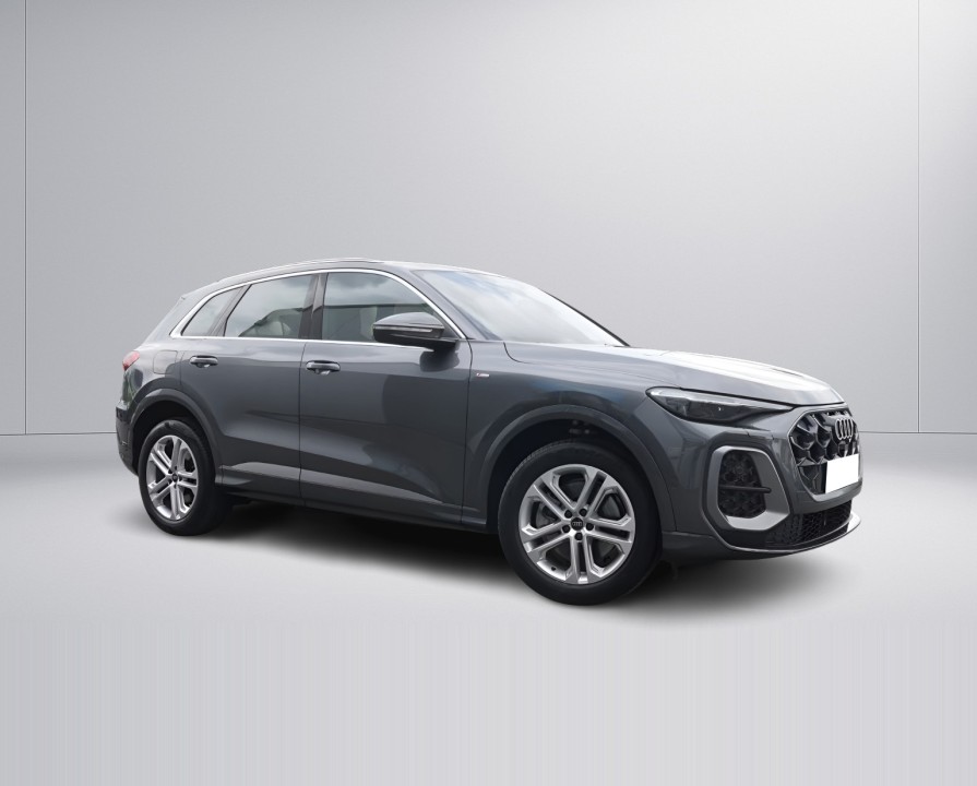 Audi Q5 40TDI quattro S tronic S-Line (2)