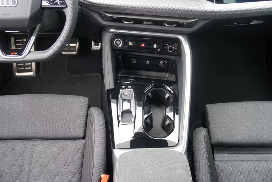 Audi Q5 40TDI quattro S tronic S-Line - foto 22