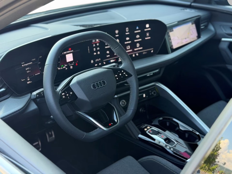 Audi Q5 40TDI quattro S tronic S-Line - foto 17