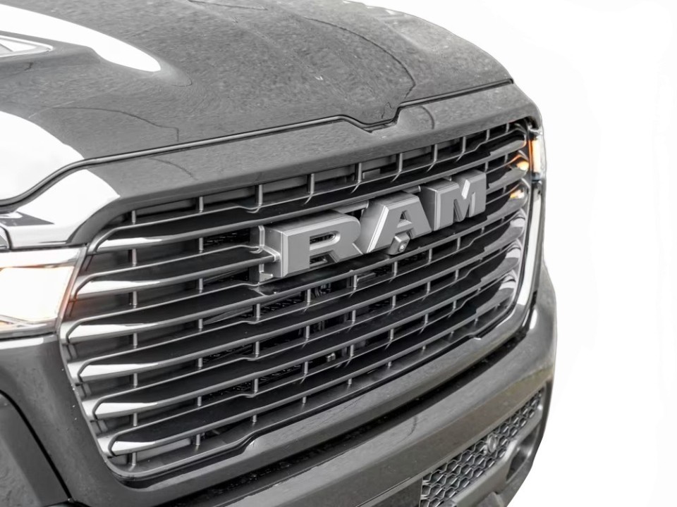 Dodge RAM Sport Night - foto 34