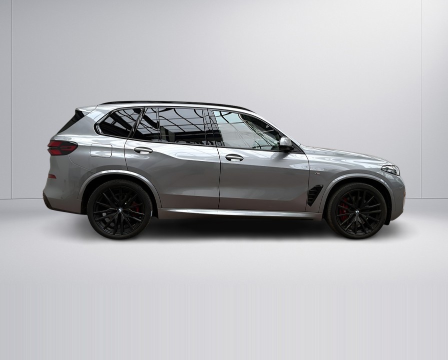 BMW X5 xDrive50e M-Sport (2)