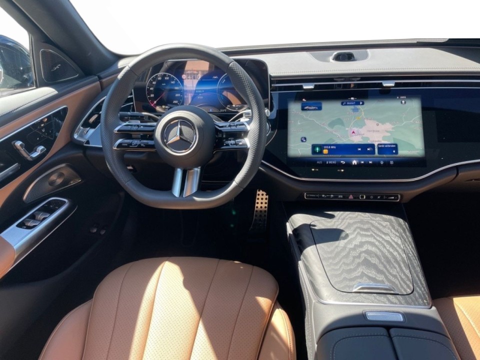 Mercedes-Benz E 400e 4MATIC - foto 12
