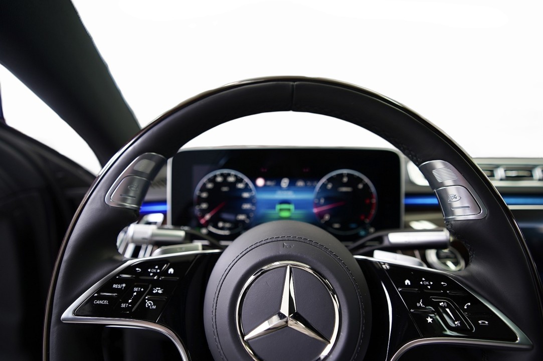 Mercedes-Benz S 450 4MATIC AMG Line - foto 34