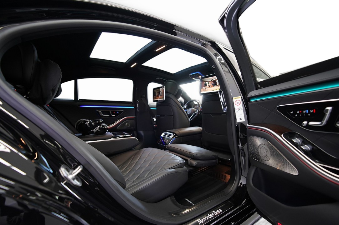 Mercedes-Benz S 450 4MATIC AMG Line - foto 15