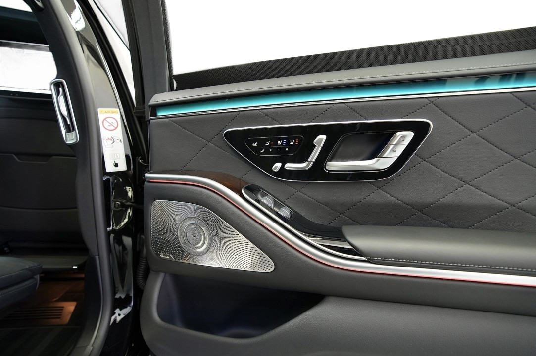 Mercedes-Benz S 450 4MATIC AMG Line - foto 91