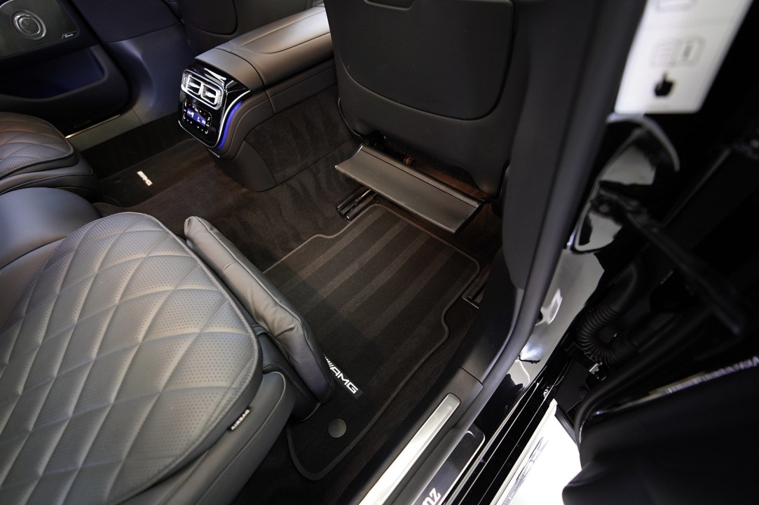 Mercedes-Benz S 450 4MATIC AMG Line - foto 27