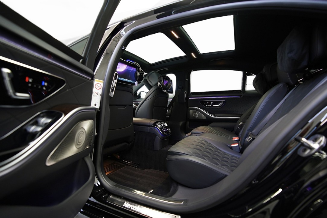 Mercedes-Benz S 450 4MATIC AMG Line - foto 9