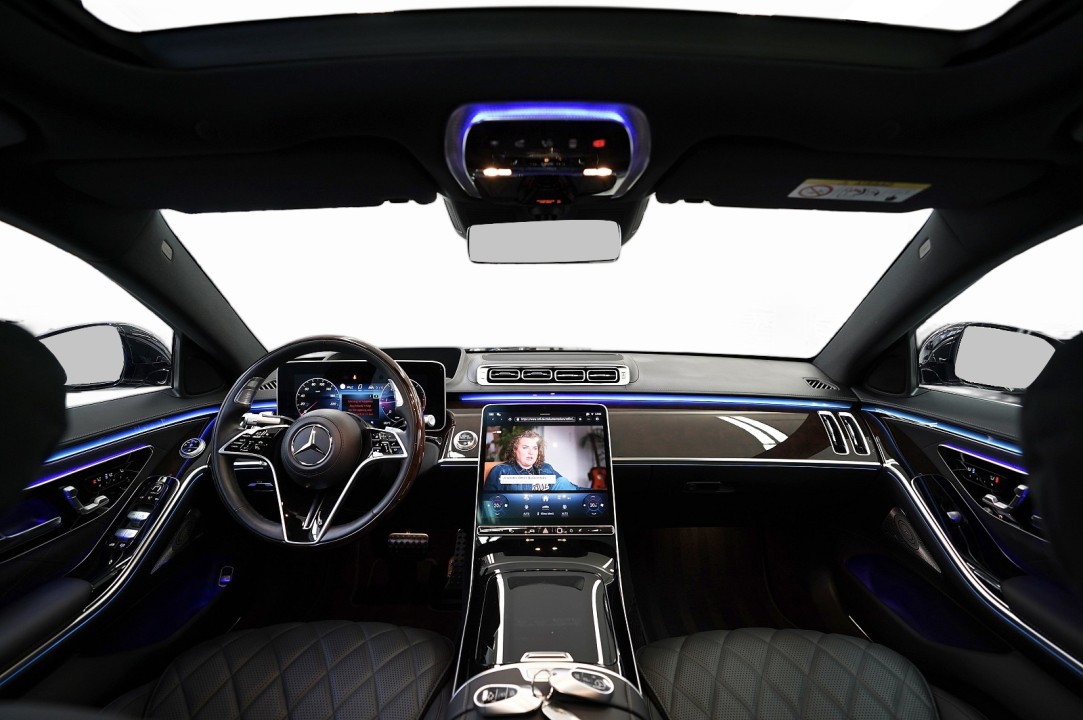 Mercedes-Benz S 450 4MATIC AMG Line - foto 21