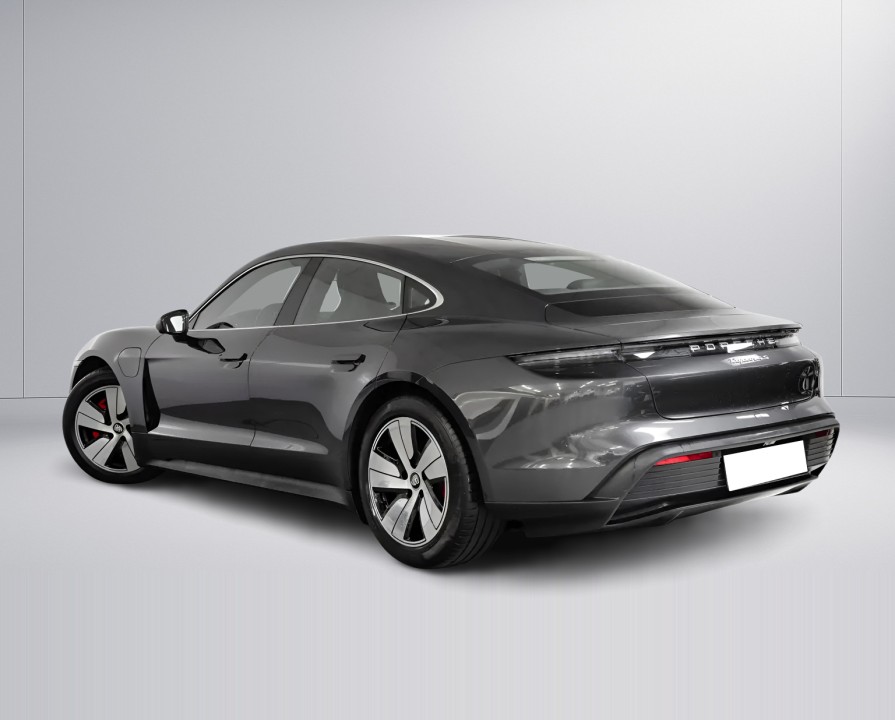 Porsche Taycan 4S (5)