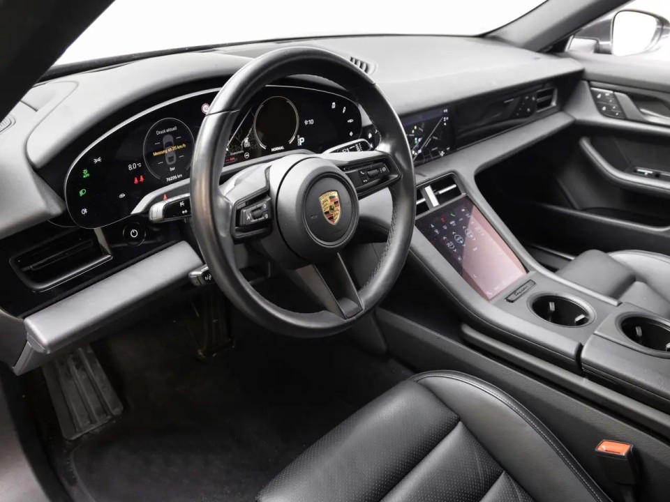 Porsche Taycan 4S - foto 11