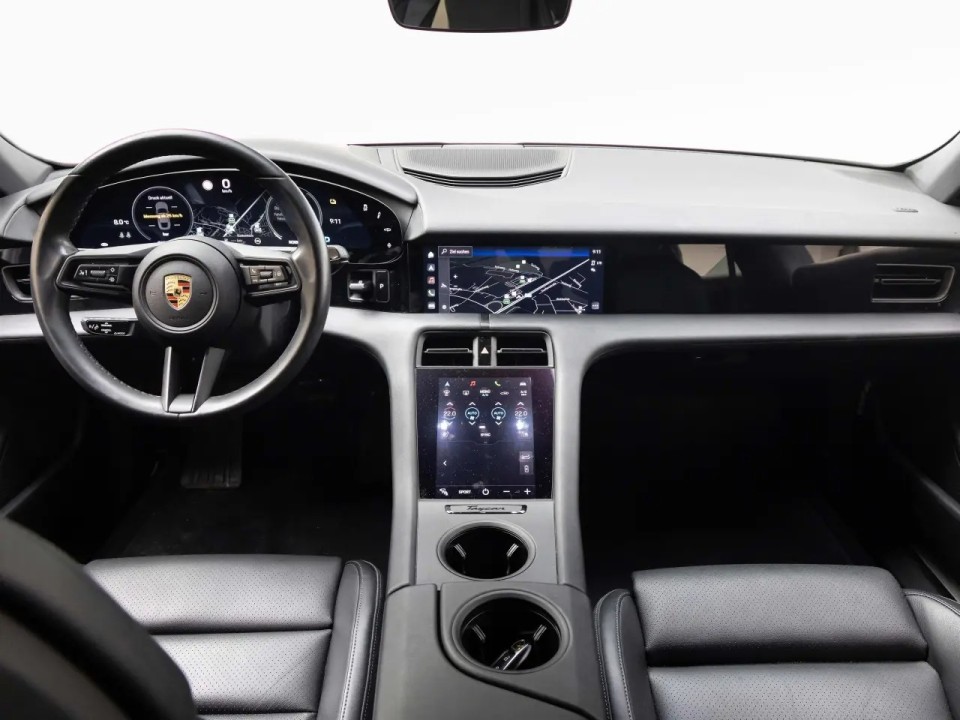 Porsche Taycan 4S - foto 10