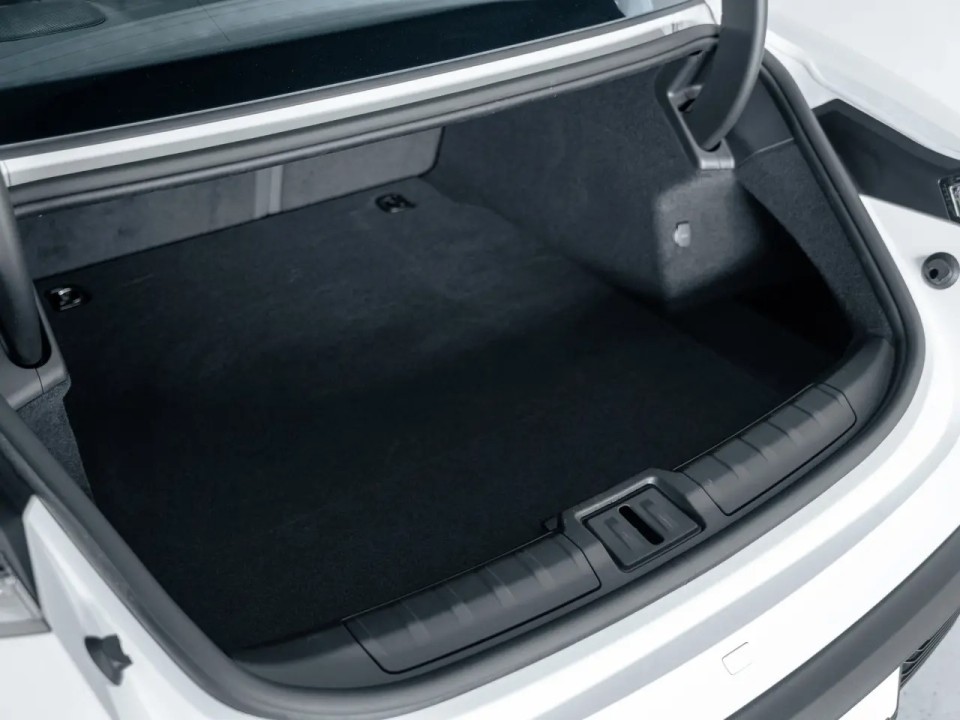 Porsche Taycan - foto 23