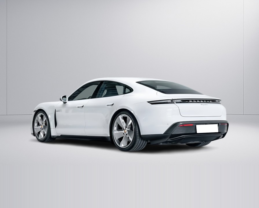 Porsche Taycan (3)