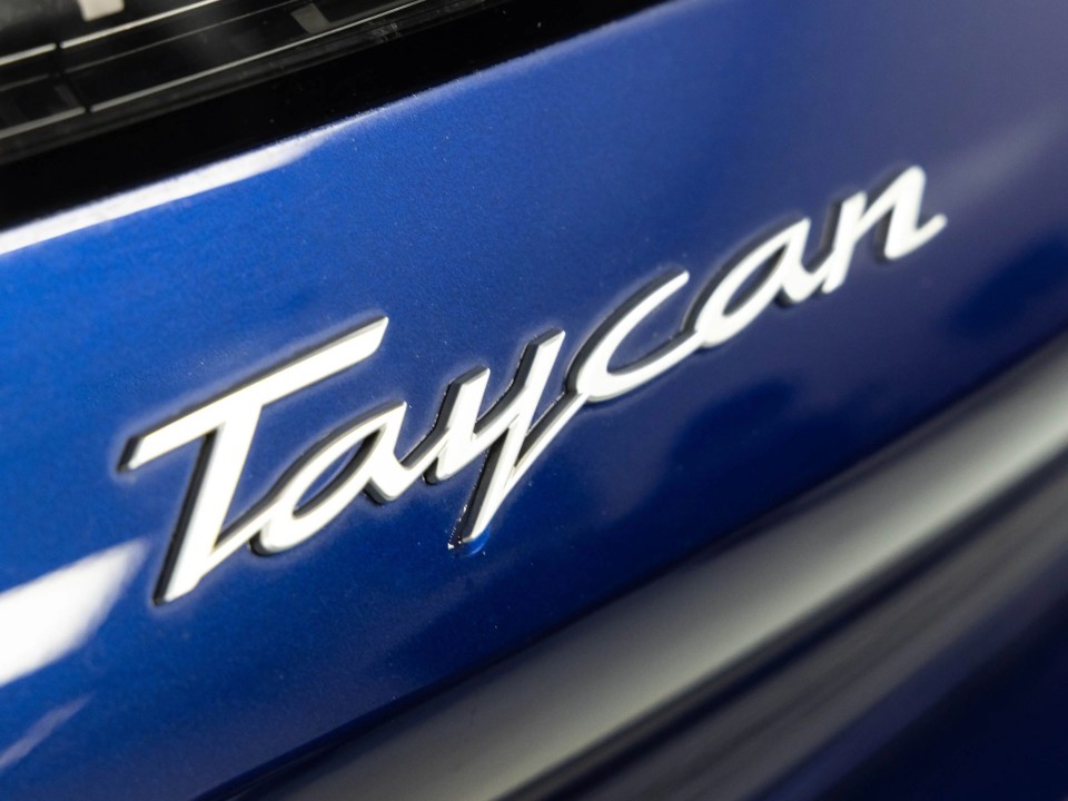 Porsche Taycan - foto 26