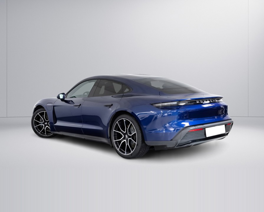 Porsche Taycan (5)