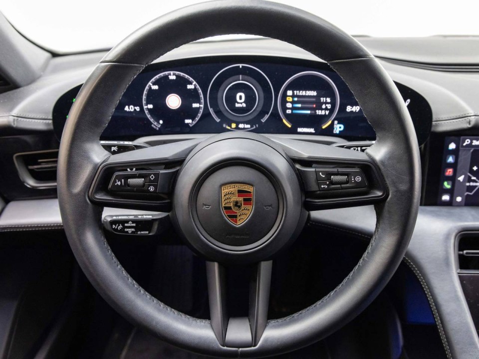 Porsche Taycan - foto 15