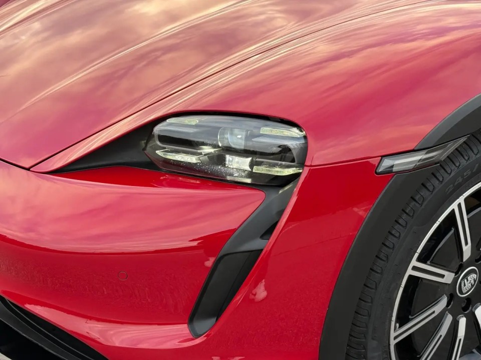Porsche Taycan 4 Cross Turismo - foto 43