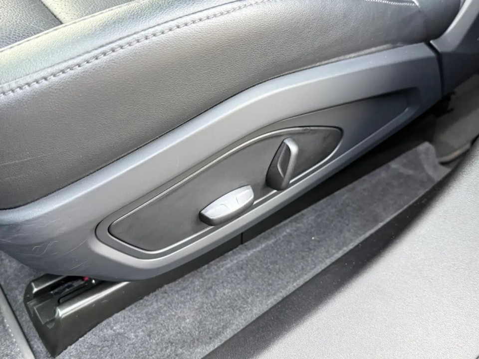 Porsche Taycan 4 Cross Turismo - foto 32