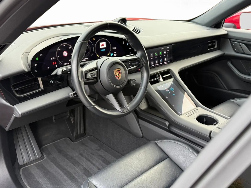 Porsche Taycan 4 Cross Turismo - foto 10