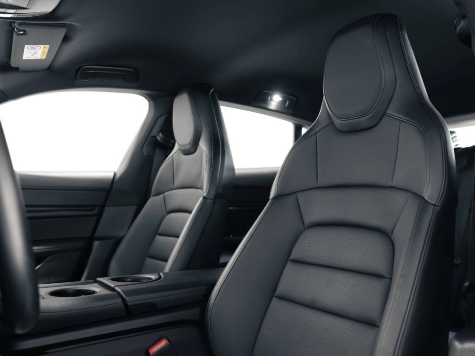 Porsche Taycan Sport Turismo - foto 7