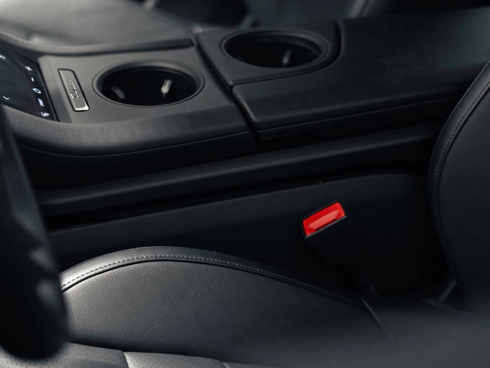 Porsche Taycan Sport Turismo - foto 16