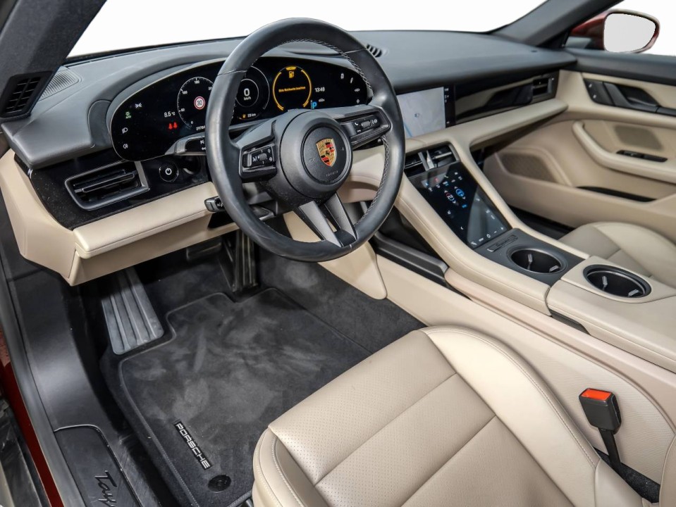 Porsche Taycan 4 Cross Turismo - foto 9