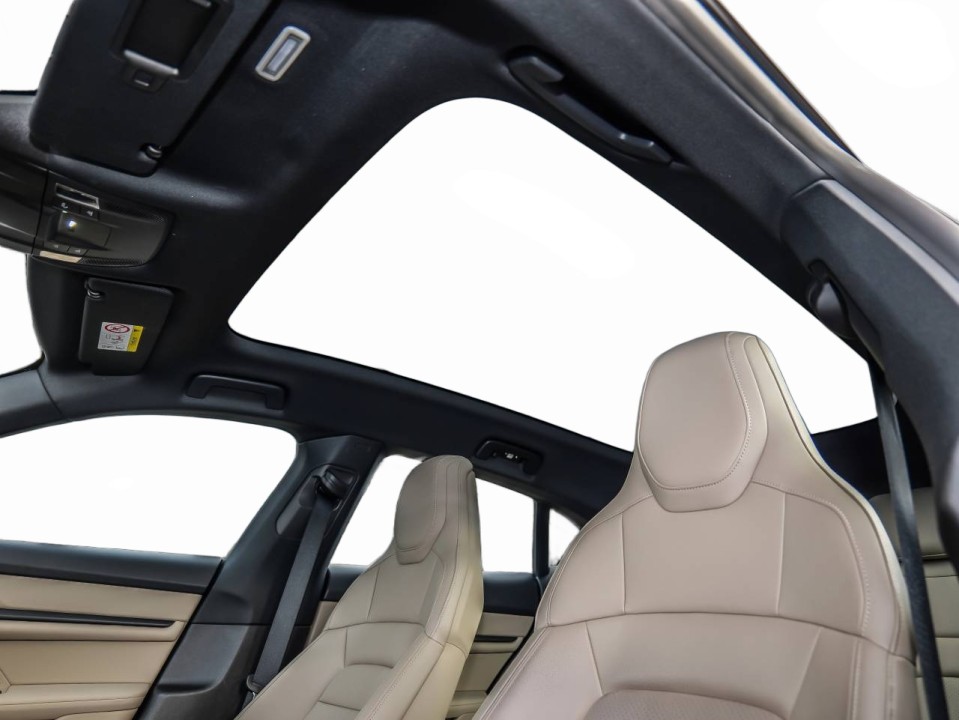 Porsche Taycan 4 Cross Turismo - foto 19