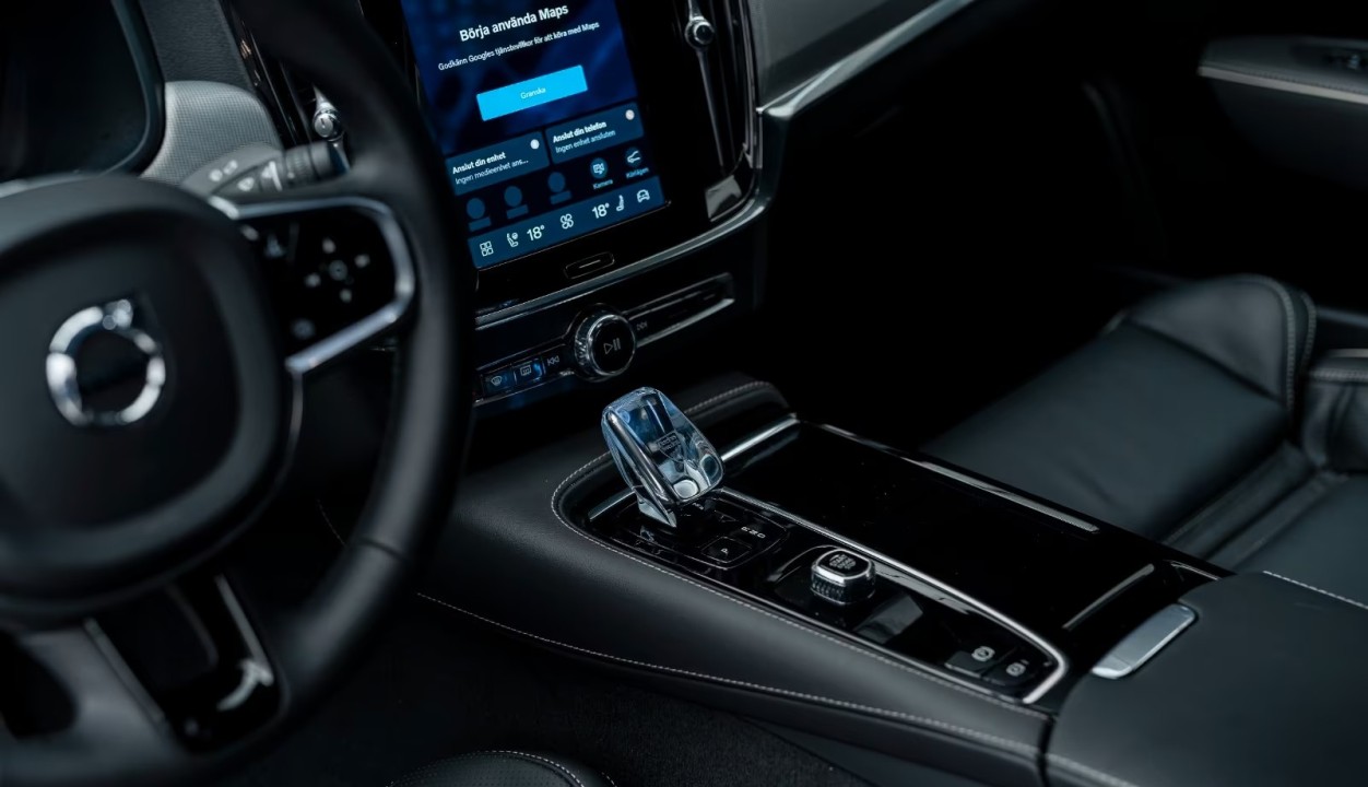 Volvo S90 T8 Recharge AWD Plus Dark - foto 18