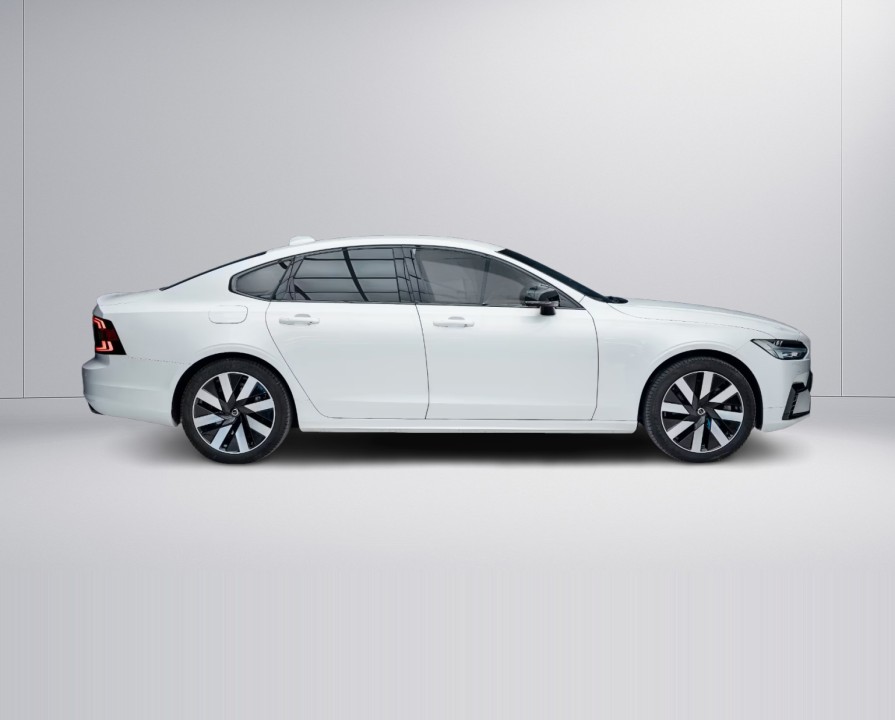 Volvo S90 T8 Recharge AWD Plus Dark (2)
