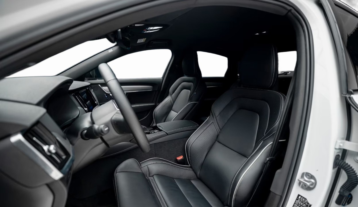 Volvo S90 T8 Recharge AWD Plus Dark - foto 9