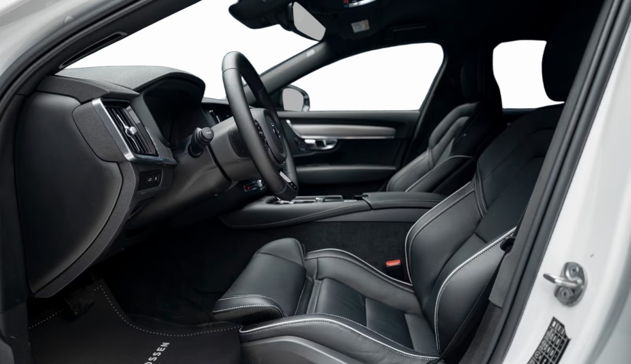 Volvo S90 T8 Recharge AWD Plus Dark - foto 10