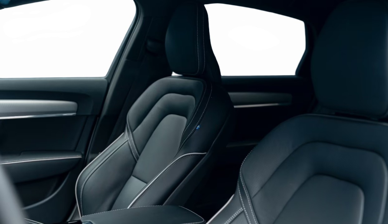 Volvo S90 T8 Recharge AWD Plus Dark - foto 11