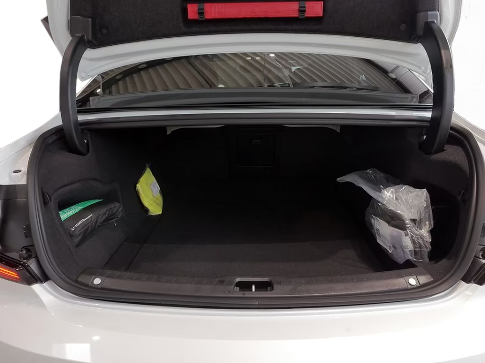 Volvo S90 T8 Ultimate Dark - foto 28