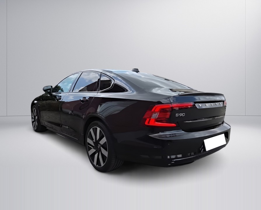 Volvo S90 T8 Recharge AWD Plus Dark (3)