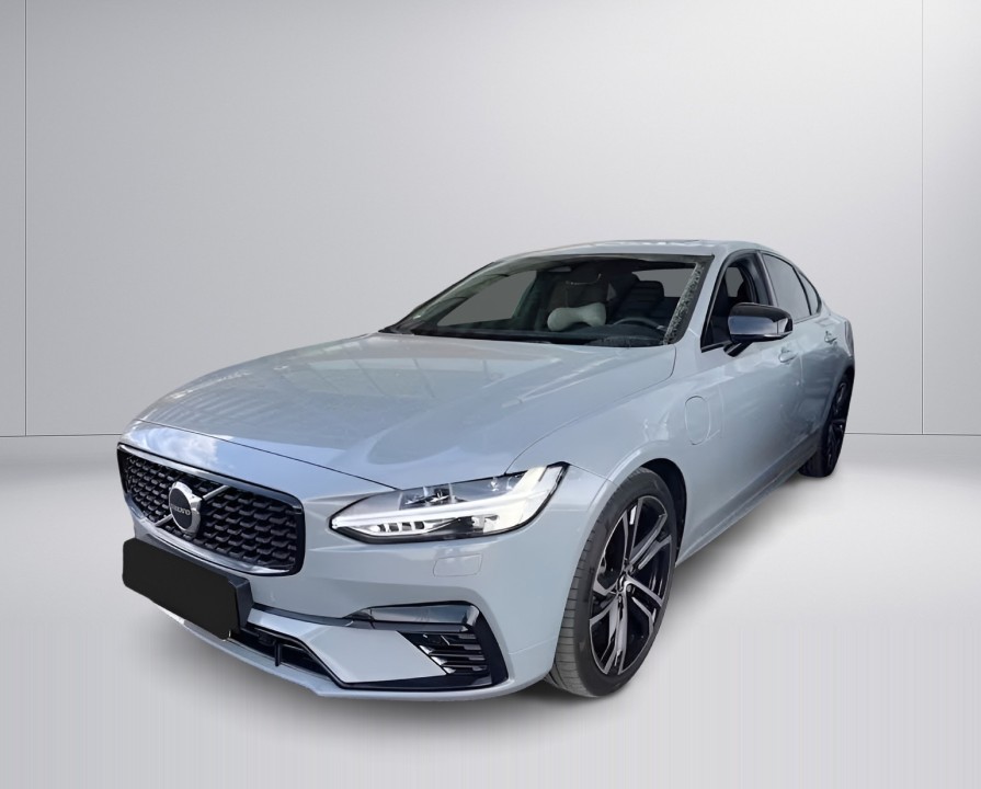 Volvo S90 T8 Recharge AWD Plus Dark (4)