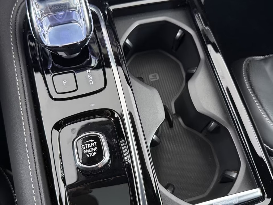 Volvo S90 T8 Ultimate Dark Recharge - foto 17
