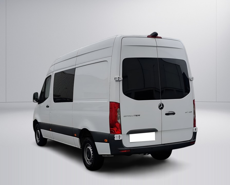 Mercedes-Benz Sprinter 317 CDI (4)