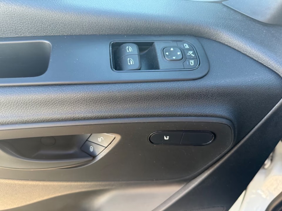 Mercedes-Benz Sprinter - foto 12
