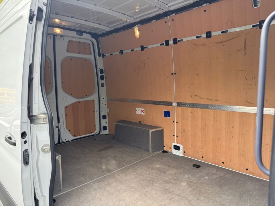 Mercedes-Benz Sprinter - foto 16