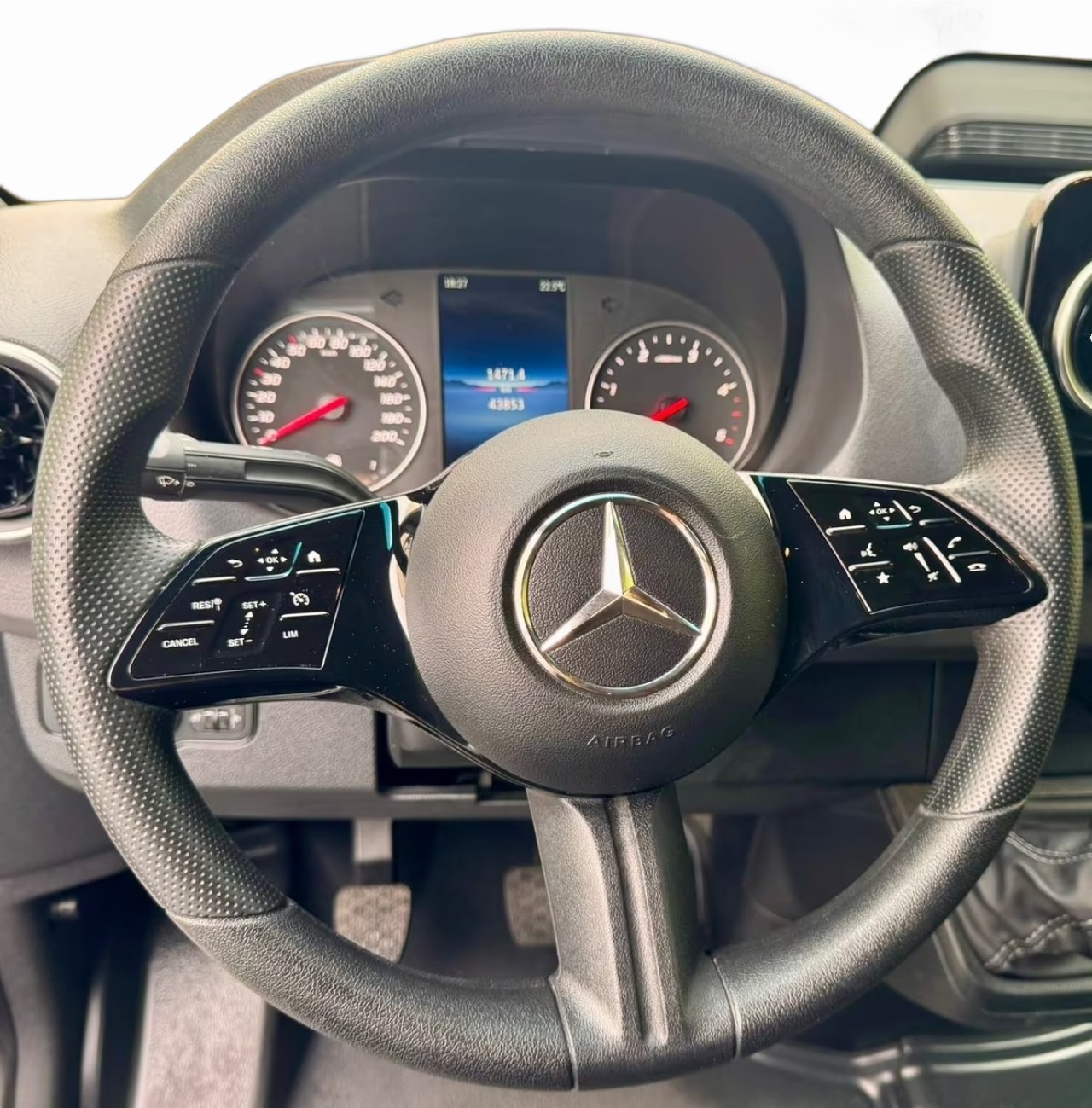 Mercedes-Benz Sprinter - foto 13
