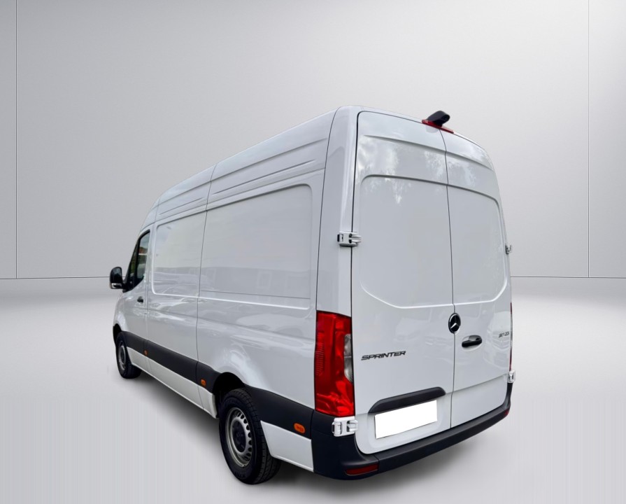 Mercedes-Benz Sprinter (5)