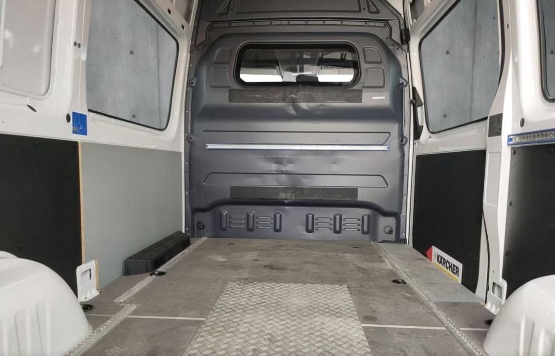 Mercedes-Benz Sprinter - foto 13