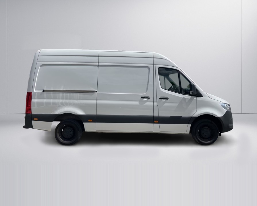 Mercedes-Benz Sprinter (2)