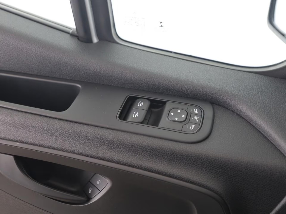 Mercedes-Benz Sprinter - foto 14